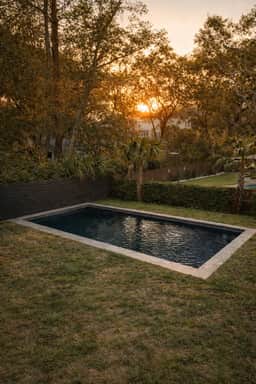 Private Pool! Walk to Beach and Pickleball IOP - Image 4