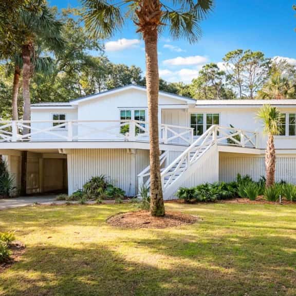 Private Pool! Walk to Beach and Pickleball IOP - Image 1