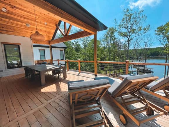 Luxury Waterfront: pickleball, hot tub, boat dock, game room, firepit - Image 3