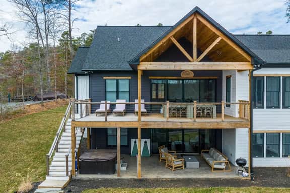 Luxury Waterfront: pickleball, hot tub, boat dock, game room, firepit - Image 2
